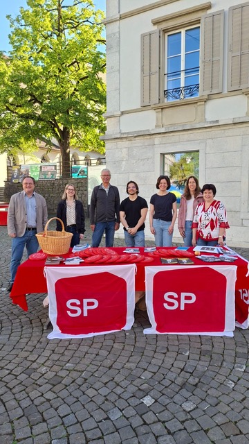 Read more about the article Standaktion in Zofingen und Early-Bird-Flyer-Verteilaktionen